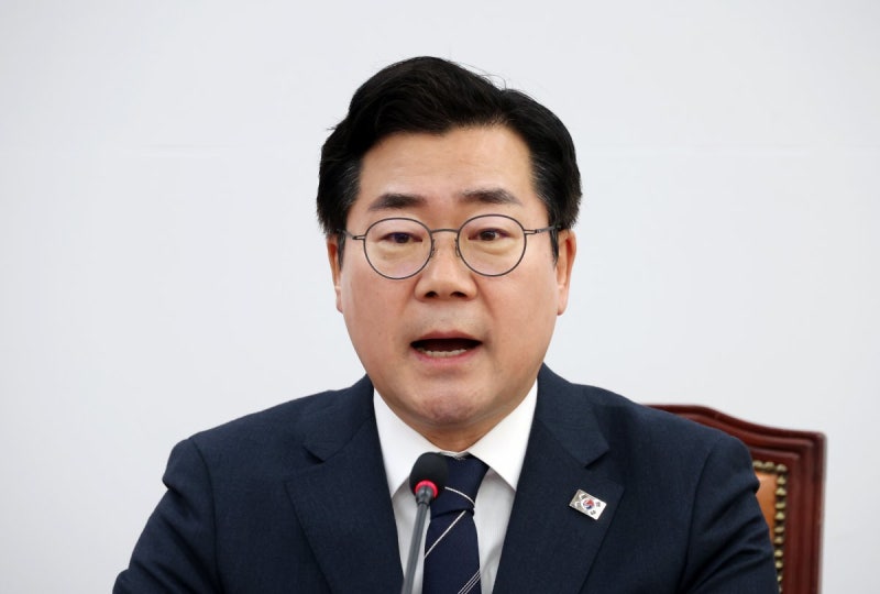 민주당 “내일부터 <b>광화문 천막당사</b>…파면 선고까지 광장서 싸우겠다”