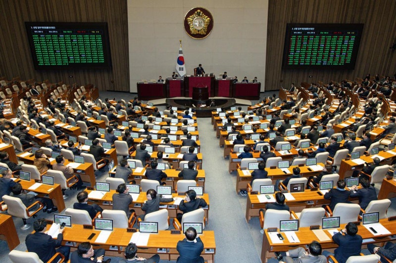 국회, ‘<b>최상목 탄핵안</b>’ <b>법사위</b> 회부…노종면 “좀 더 신중히 판단”