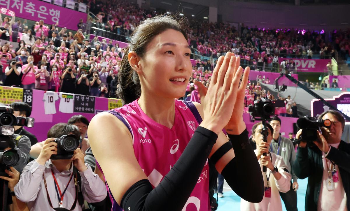 김연경 떠났는데… “눈에 차는 외국인 선수는 없어”