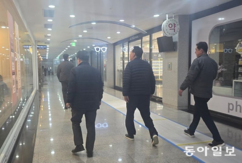 [사설]“다 이기고 돌아왔다” “5년 하나 3년 하나”  … 기이한 ‘정신승리’