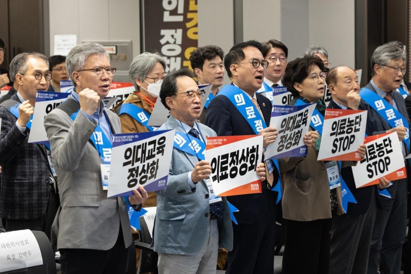 전공의 대표 “선배 의사들 뭐 해줄 수 있나”