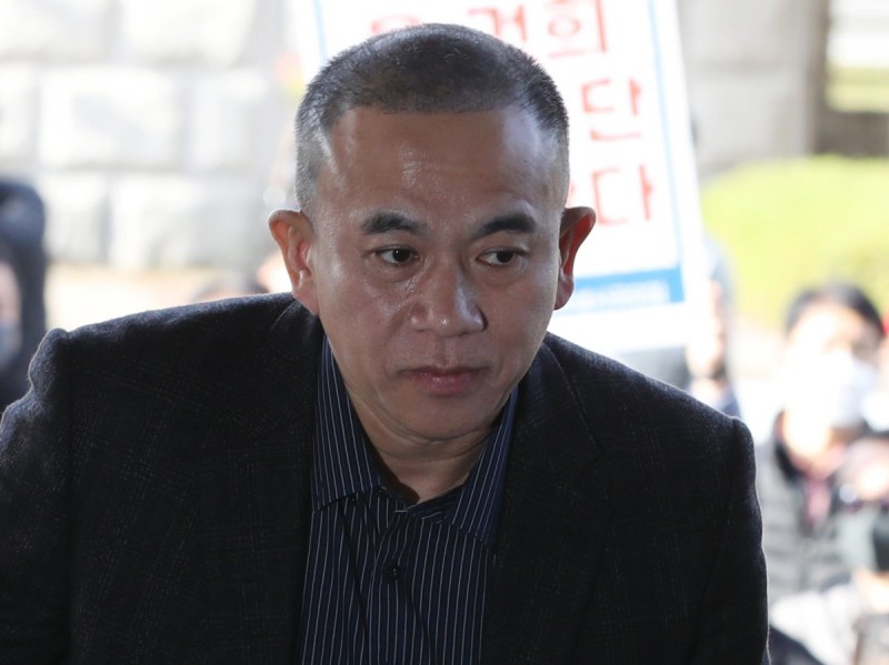 명태균 “난 굶주린 사자, 어떤 먹잇감 먼저 물고 뜯을까”