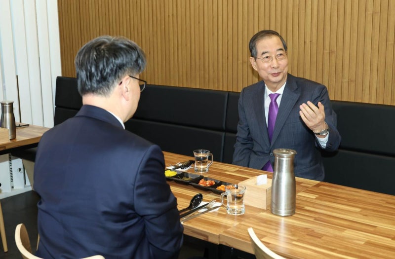 “대선 차출론 韓대행, 행보 차질 불가피”