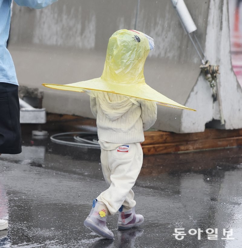 [고양이 눈]오리탈을 쓴 사람