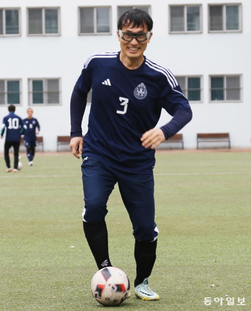 [양종구의 100세 시대 건강법]“의사 축구 월드컵 아세요? 전 올해도 출전합니다”