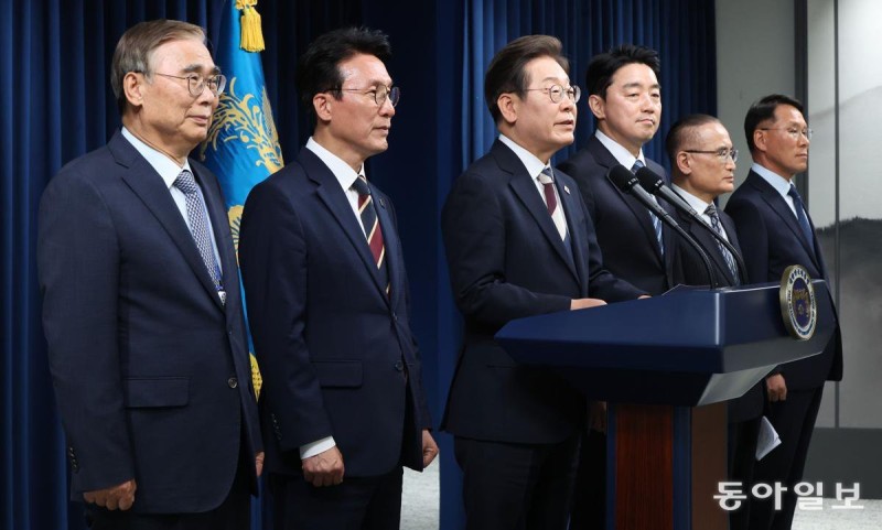 총리 김민석, <b>국정원장</b> <b>이종석</b> 지명…비서실장엔 강훈식