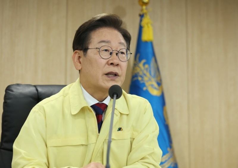 李대통령 “무관심·<b>부주의</b>로 인한 <b>사고</b>, <b>엄정</b>하게 <b>책임</b> 묻겠다”