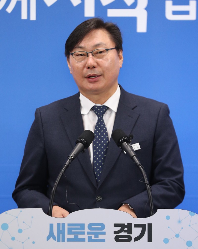 ‘쌍방울 800만 달러 대북 송금’ 이화영 징역 7년8개월 확정
