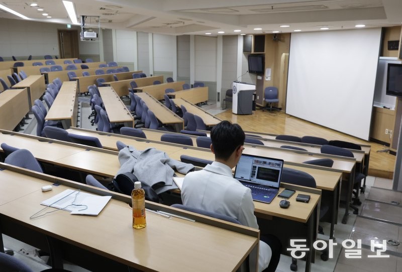 의대 ‘트리플링’ 막을 골든타임 3주 남아