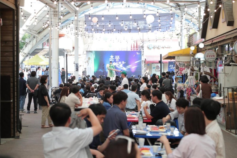 맛있는 냄새 가득… 매일 밤 춘천이 즐겁다