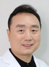 [전문의 칼럼]아침 커피 한 잔, 낮엔 집중력 높이고 밤엔 수면 유도 효과