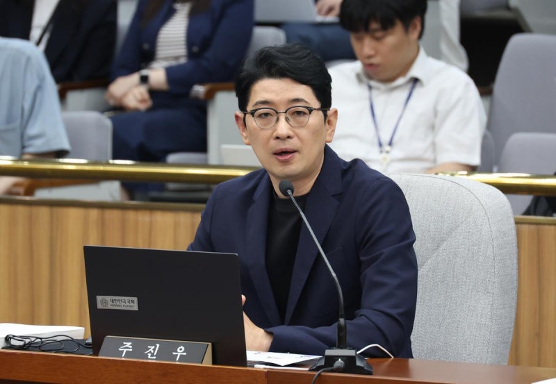 국힘 주진우 “<b>김민석</b> 출판기념회, 6억원 걷혔을 것”