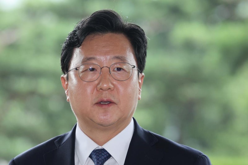 <b>정진우</b> 중앙지검장 취임 “<b>검찰권 행사</b> 잘못된 것은 바로 잡아야”