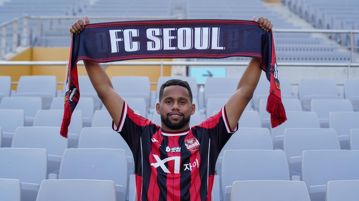 기성용 떠나보낸 <b>FC서울</b>, ‘도움왕’ <b>안데르손</b> 영입해 분위기 반전 노려