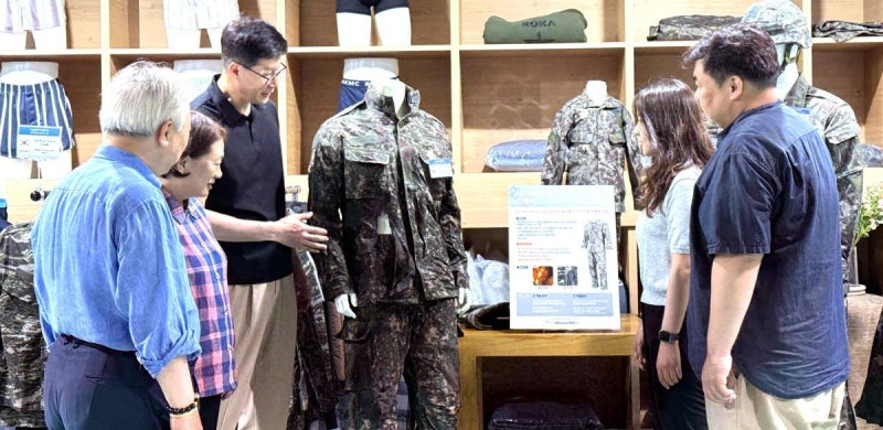 불에 잘 안 타는 ‘신소재 전투복’ 개발