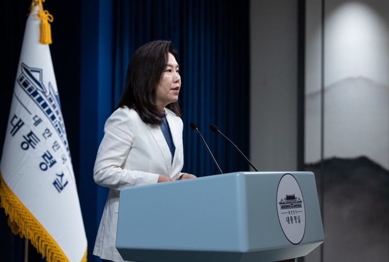 대통령실 “5년내 <b>전작권 전환</b>? 안규백 <b>개인 의견</b>”
