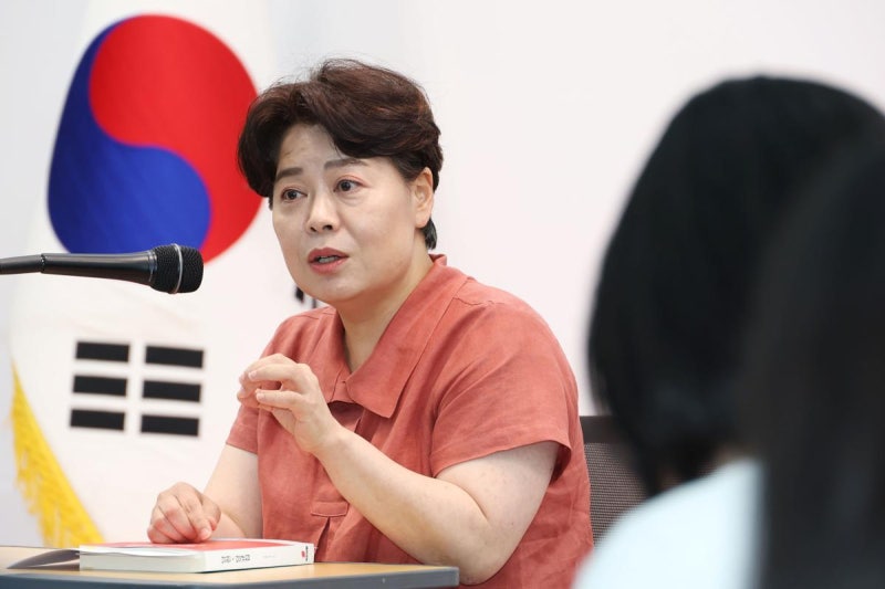 <b>윤희숙</b> “나경원 윤상현 장동혁 송언석, 스스로 거취 밝혀라”