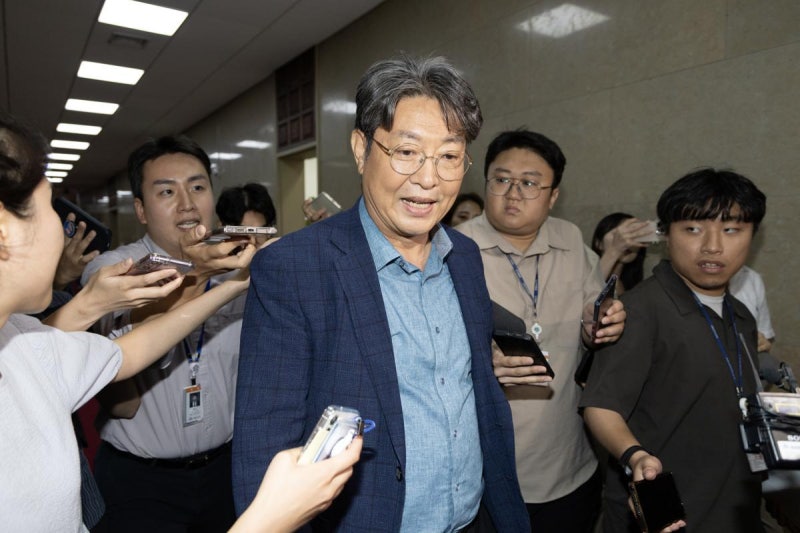 與윤리심판원 “<b>차명</b> 주식<b>거래</b> <b>이춘석</b>, <b>제명</b> 해당 중대비위”