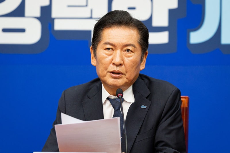 정청래, 국힘에 “<b>전한길</b>·권성동·추경호 강력 조치…집안 문제부터 해...