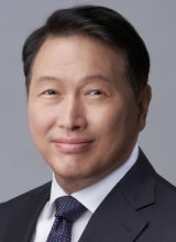 “AI 가지고 놀아야 성공”… 최태원, 업무혁신 강조