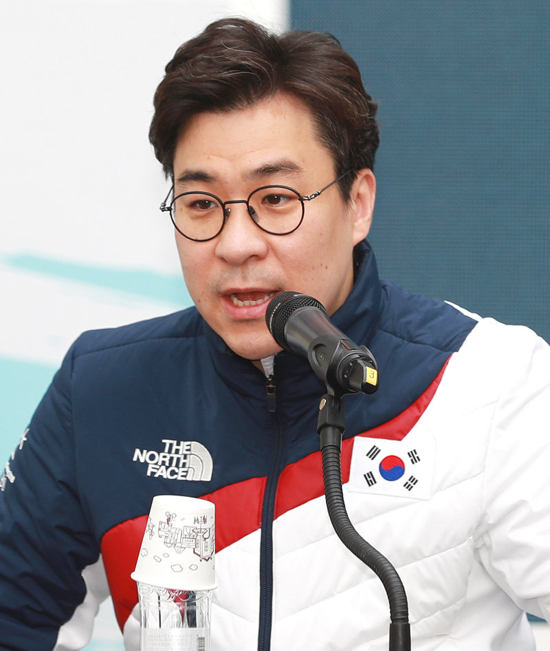 겨울올림픽 6개월 앞두고 쇼트트랙 대표팀 감독 교체