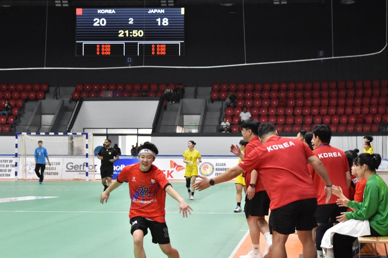 한국 <b>여자</b> U-19 <b>핸드볼</b> 대표팀, 아시아<b>주니어</b>선수권대회 <b>4강</b> 진출