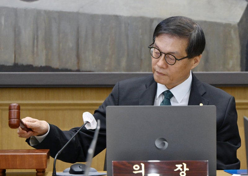 두 차례 추경에도… 한은 “올 성장률 ‘0%대’ 못 벗어날 듯”