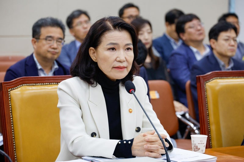 <b>이진숙</b>, 우상호 <b>사퇴 요구</b>에 “기관장 임기 보장해야, 정치적 해석 말라...