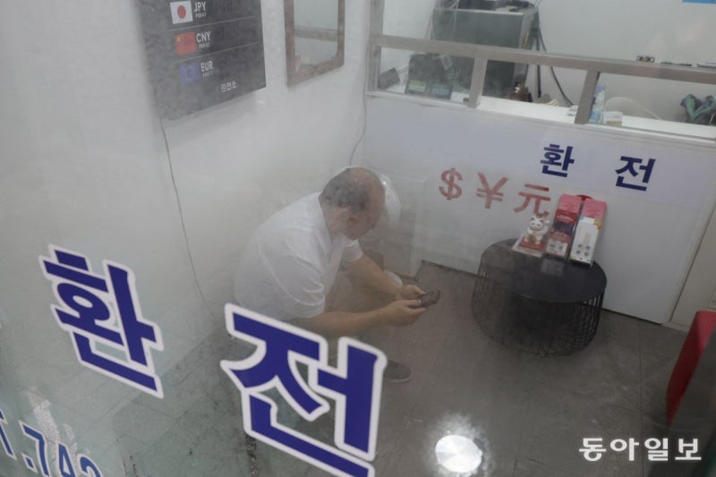 [단독]투자자 1000만, 코인경제 법안은 잠잠… “차라리 해외사업 고민”