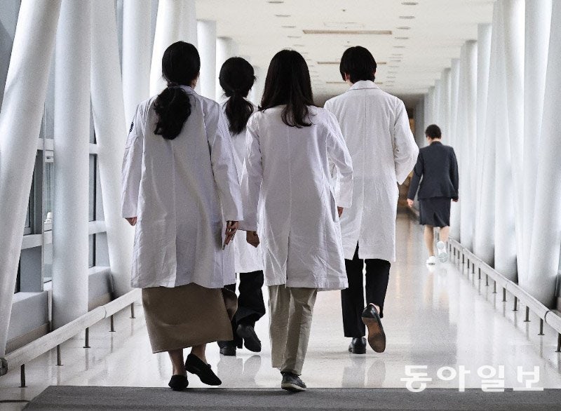 비수도권 흉부외과 전공의, 82명 모집에 4명만 복귀