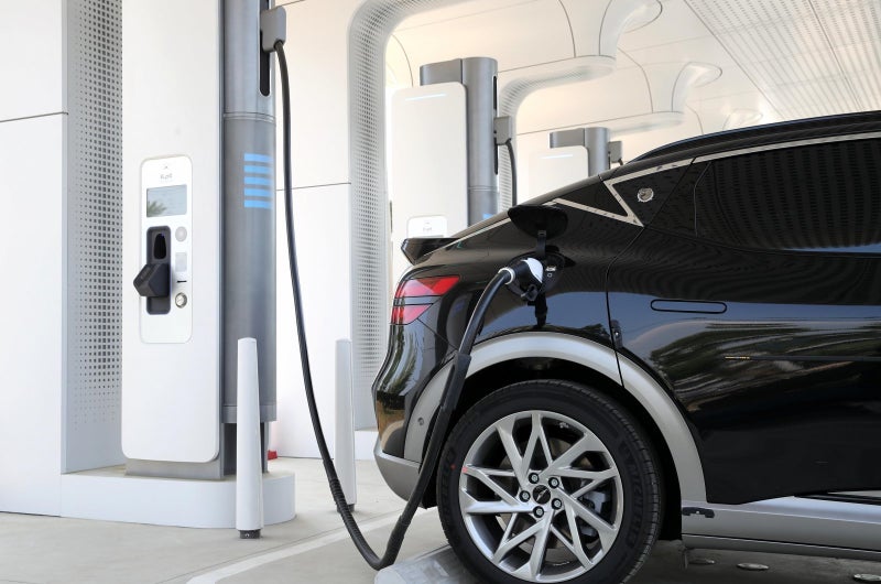 전기차 캐즘에도, 글로벌 배터리 사용량은 35% 늘었다