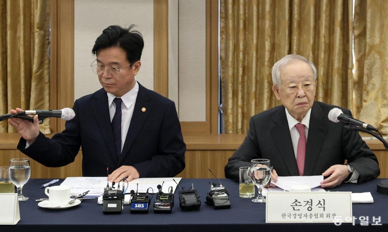 재계 “노란봉투법으로 노사 갈등 커져” 우려에… 노동장관 “파업보다 산재 생산성 하락 더 걱정”