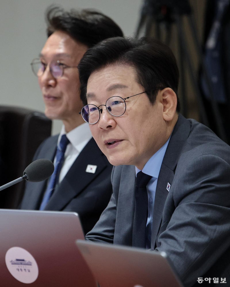 李대통령 “노조원 자녀 특채 요구는 불공정의 대명사”