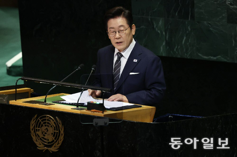 [사설]李 “한반도 대결 ‘END’로 종식”… 갈수록 밀리는 ‘D’