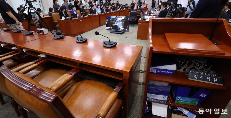 조희대 없는 ‘조희대 청문회’… 與, 이번엔 ‘대법 현장 국감’ 압박