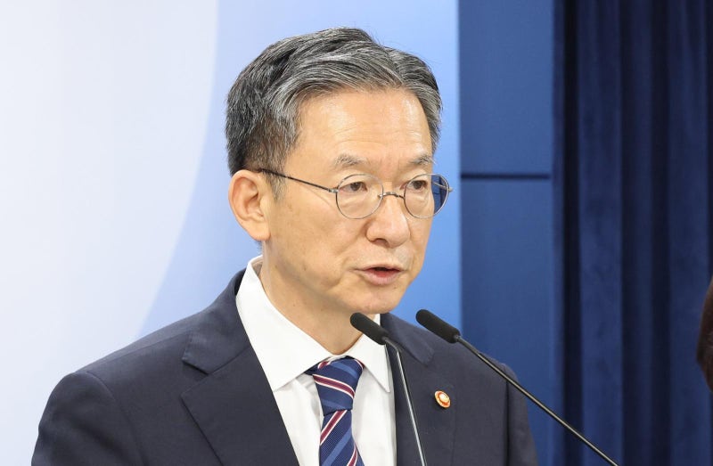 정성호 “��식사 불만 尹, 뻔뻔하고 후안무치… 호텔 아니다”