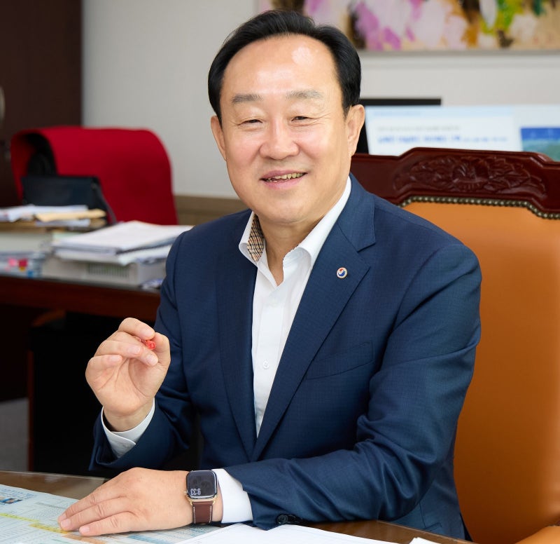 [초대석]“통영, ‘3대 특구’ 동시 선정… 체류형 관광 도시 전환할 것”