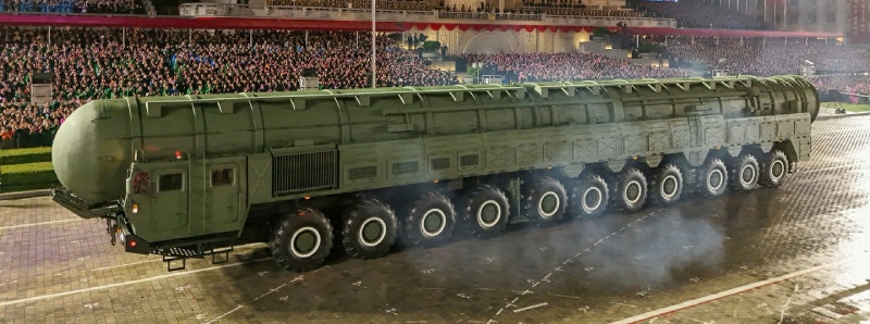 화성-19형 1년만에 탄두 늘린 새 ICBM 위협… “러 기술지원 받은듯”