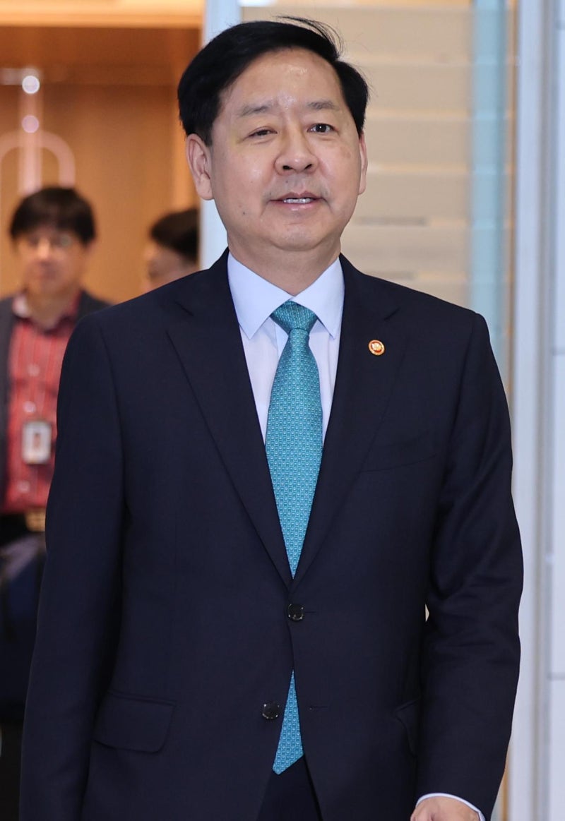 美재무 “APEC서 무역합의 볼수도”… 한미 ‘원화로 대미투자’ 논의