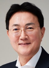 CJ제일제당 대표 윤석환씨, CJ푸드빌 대표 이건일씨