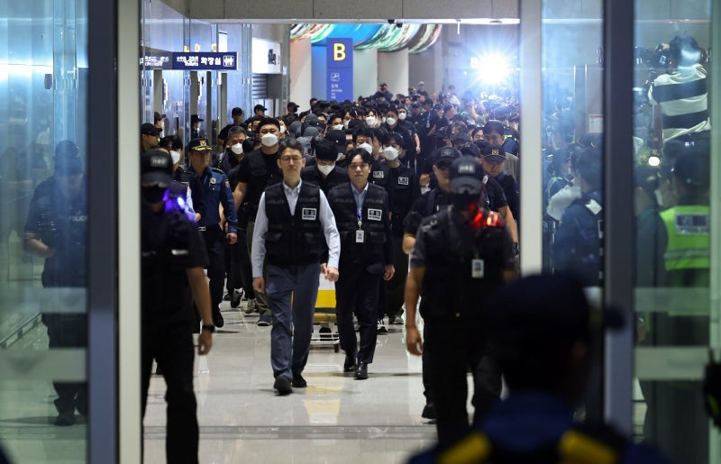 <b>캄보디아 송환</b>자 48명 <b>구속</b>…10명은 심사 예정