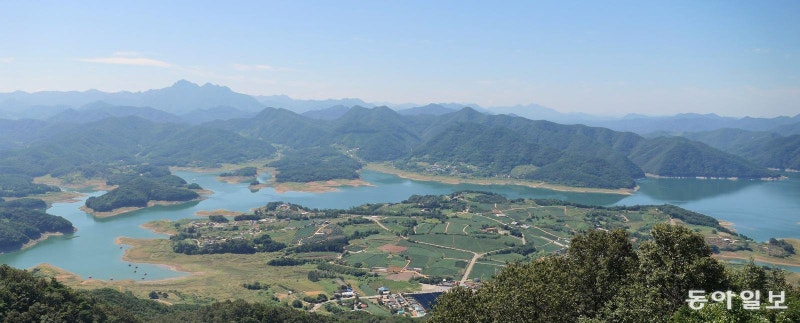 산이 품은 물, 자비 내린 땅[여행스케치]