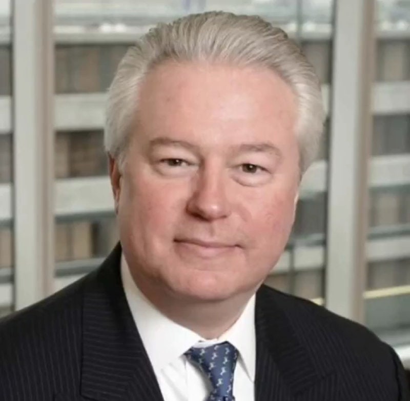 “군인 월급 줘라” 1900억원 기부한 美은둔 갑부