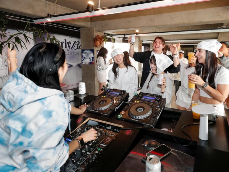 논알코올 맥주로 파티를