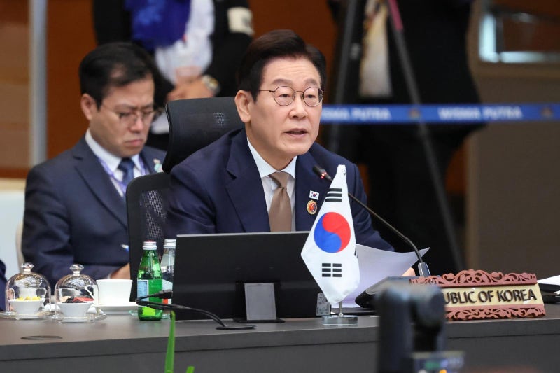 李 “美 이익이 韓에 재앙 돼선 안돼… 유럽 관세합의 참고”