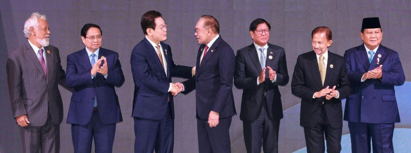 李 “한국은 일본이 아니다”… 기업이 美투자 주도 EU모델 거론