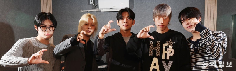 밝은 멜로디에 절절한 가사… 그 역설이 ‘청춘’이니까