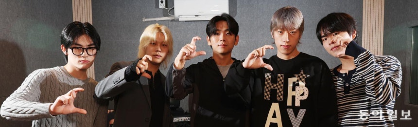 청춘의 사랑과 이별을 특유의 감성으로 풍부하게 표현하는 신예 인디밴드 ‘캔트비블루’. 신원건 기자 laputa@donga.com