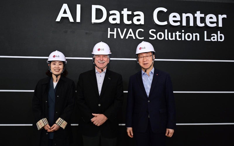 LG전자-SK엔무브-美GRC, AI 데이터센터 ‘액침냉각’ 동맹