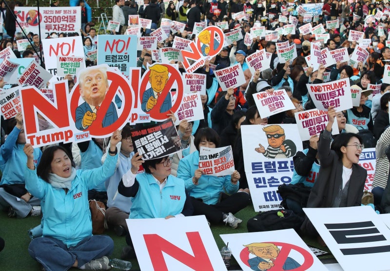 “No King” “트럼프 환영” 엇갈린 시위